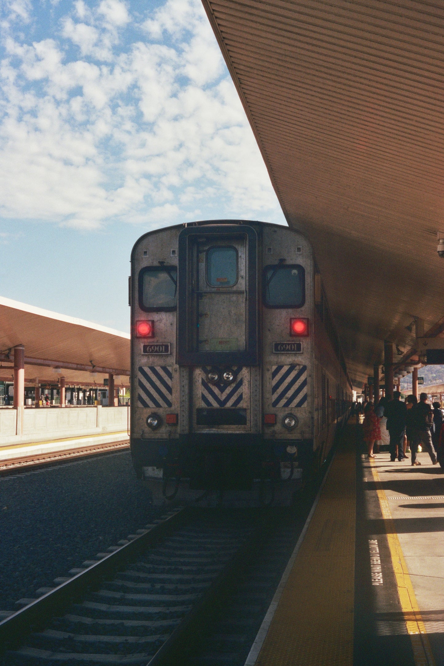 CDTX 6901 Departing