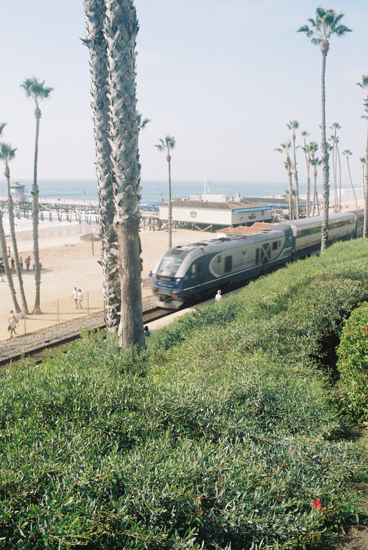Amtrak Pacific Surfliner passing San Clemente