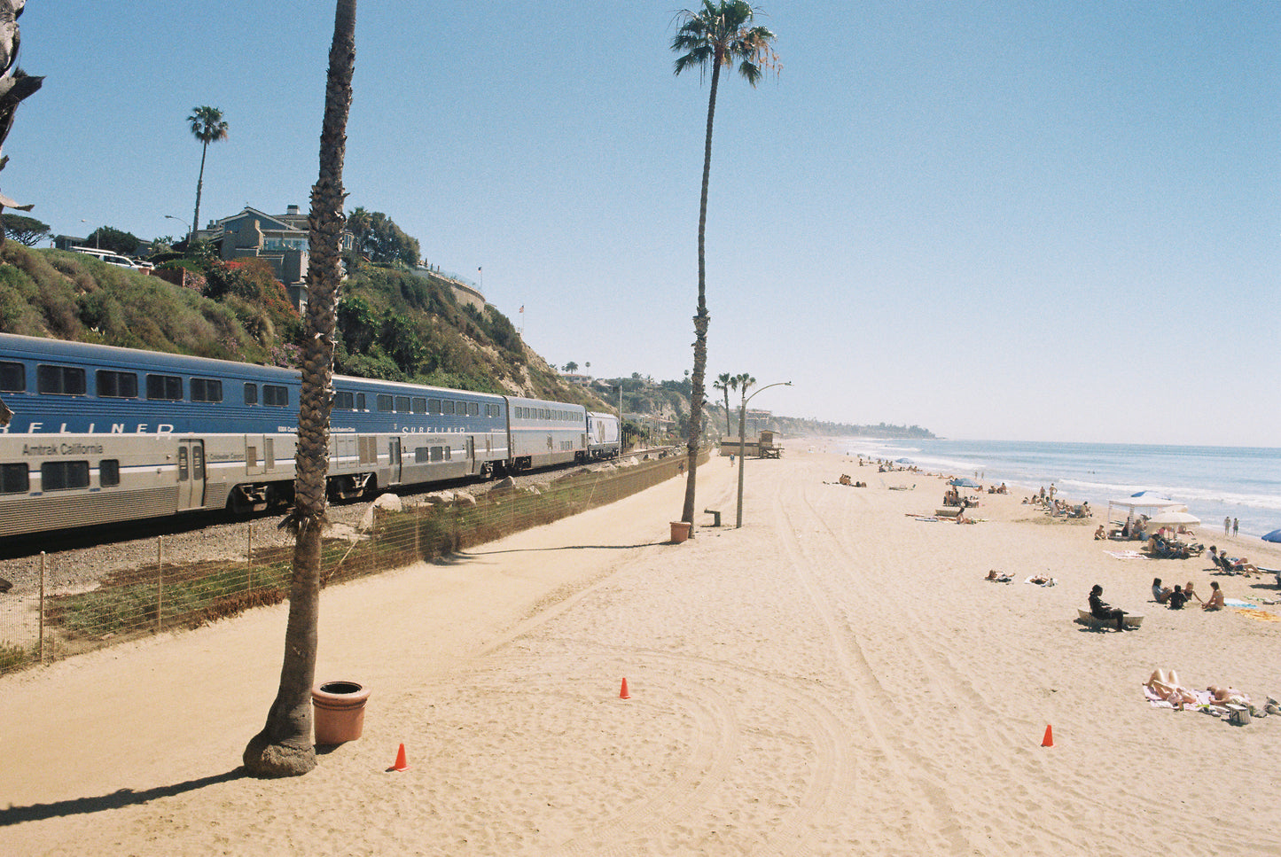 Amtrak Pacific Surfliner passing San Clemente
